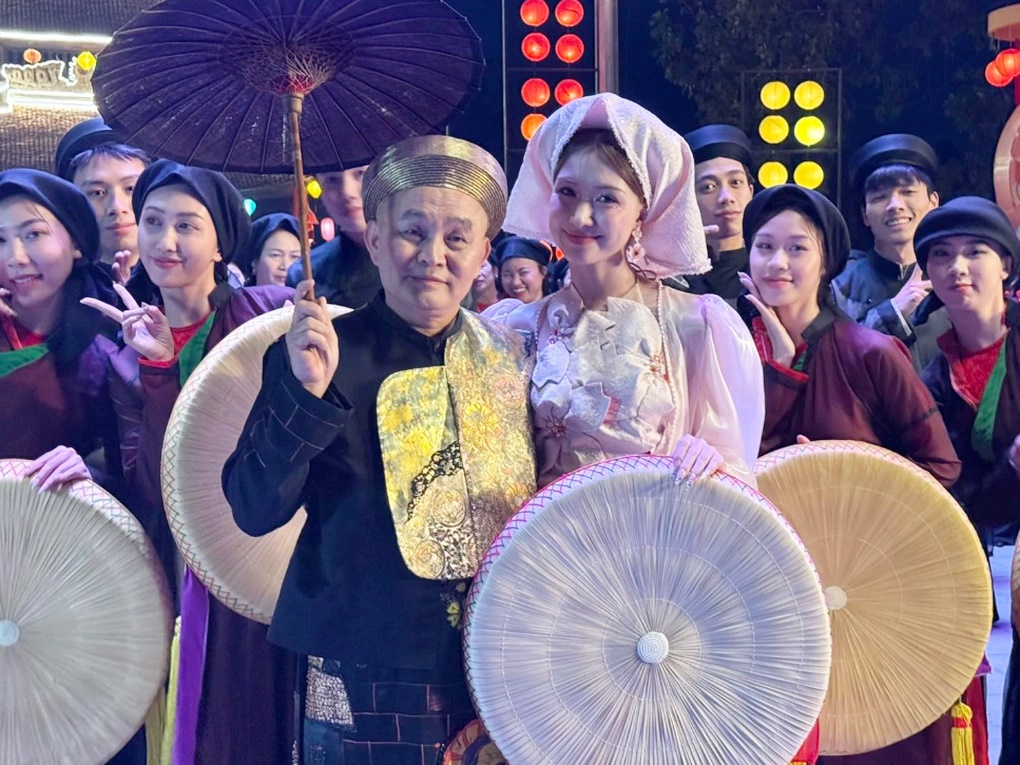 Tin vui lớn của NSƯT Xuân Hinh và Hòa Minzy