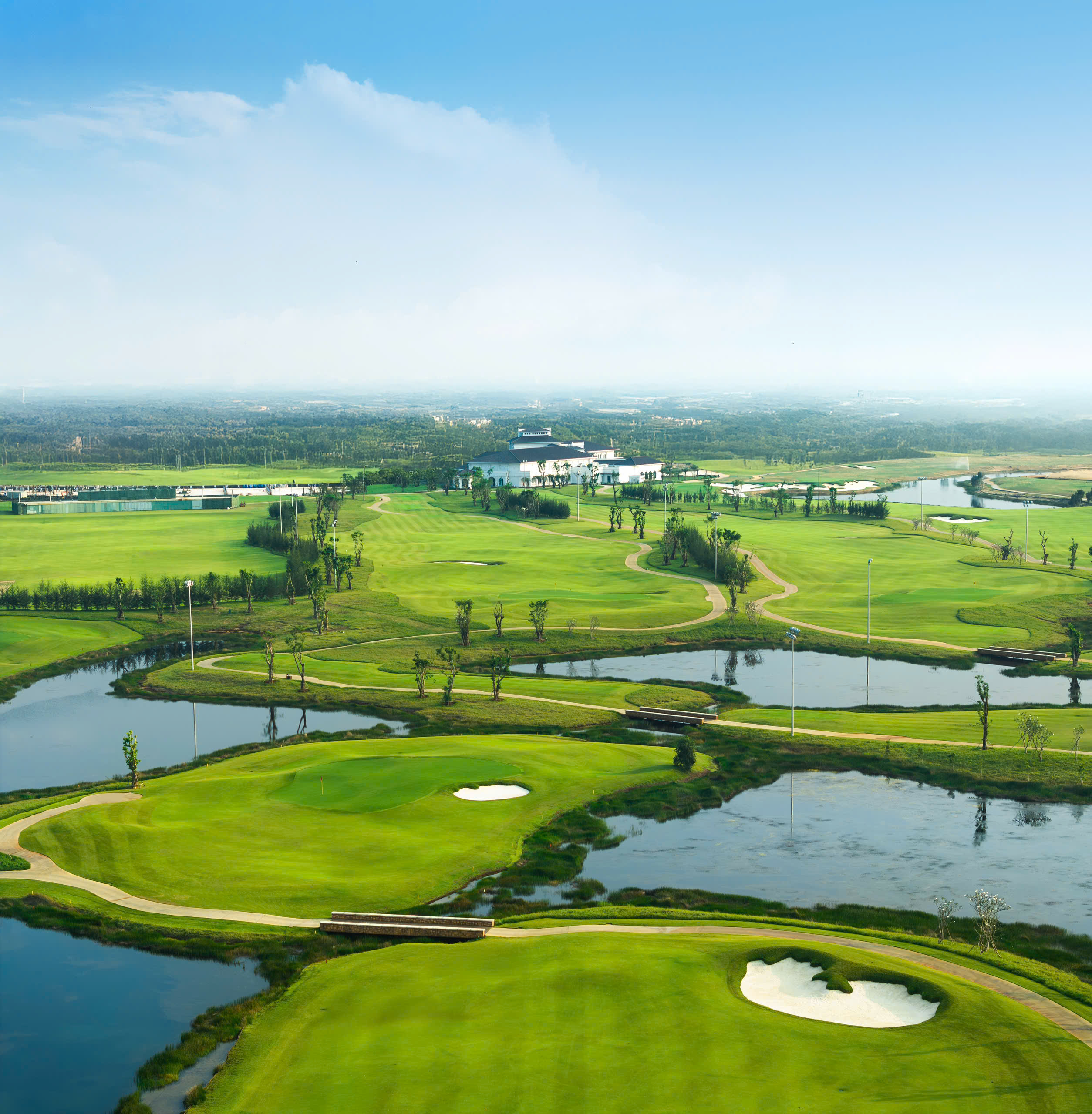 GIẢI GOLF BUSINEES VIENAM CUP 25: SĂN TIỀN MẶT, RINH CÚP VÀNG, NGẬP TRÀN QUÀ TẶNG
