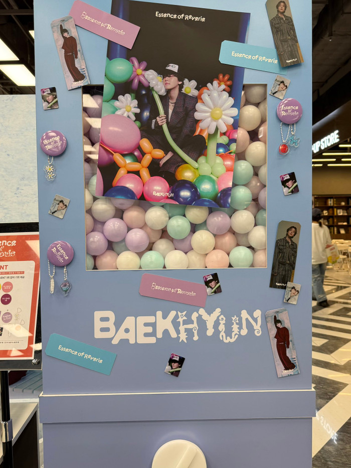Baekhyun trở thành nghệ sĩ solo bán chạy nhất năm 2025 Ảnh 3
