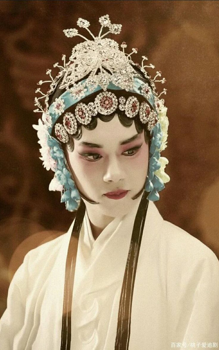 Tạo hình của Dịch Dương Thiên Tỉ trong phim Nhiệt Huyết Đồng Hành (Ảnh: Weibo).