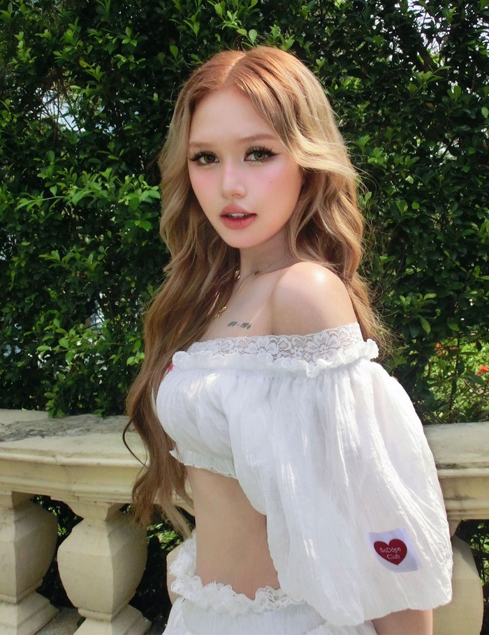 Xoài Non thông báo ly hôn Xemesis vào ngày 16/6/2024, đến nay tròn một năm. (Ảnh FBNV)
