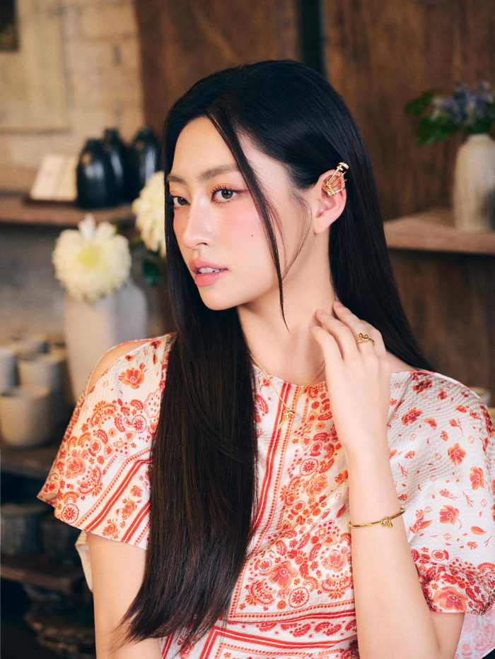 Lương Thùy Linh hiếm khi chia sẻ về đời tư, cô chỉ tập trung cập nhật những lịch trình công việc, thông tin xoay quanh sự nghiệp cá nhân. Ảnh: FBNV