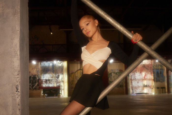 Ariana Grande lập kỷ lục 'vô tiền khoáng hậu' Ảnh 2