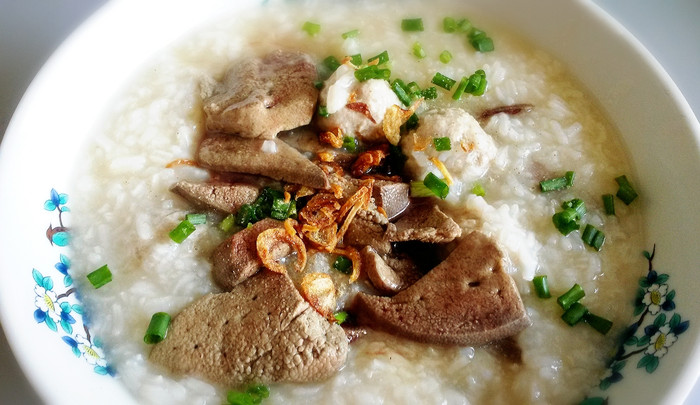 Gan là món ăn giàu dinh dưỡng nhưng cần ăn hợp lý, tránh lạm dụng vì dễ phản tác dụng. (Ảnh flofoodventure.wordpress)