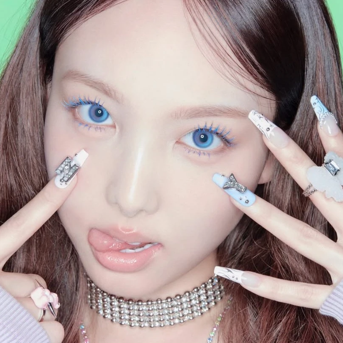 Thành viên nhóm TWICE. (Ảnh: FBNV)
