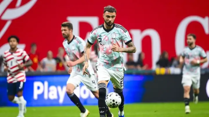 Ngôi sao tuyển Bỉ mất cơ hội đá tứ kết World Cup 2026 vì bị câu lạc bộ 'cấm ra sân' - Ảnh 1.