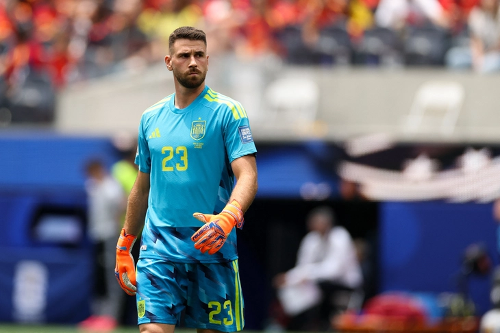 Thủ môn Tây Ban Nha lập kỷ lục chưa từng có ở World Cup