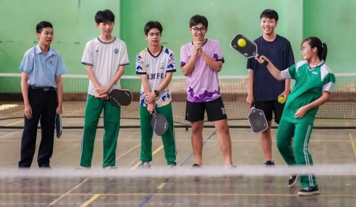 Giải pickleball học sinh - sinh viên Đà Nẵng lần đầu tổ chức đã có 65 trường tham gia - Ảnh 1.