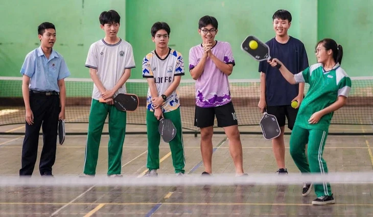 base64-17814120312251050056261 Giải pickleball học sinh - sinh viên Đà Nẵng lần đầu tổ chức đã có 65 trường tham gia - Ảnh 1.