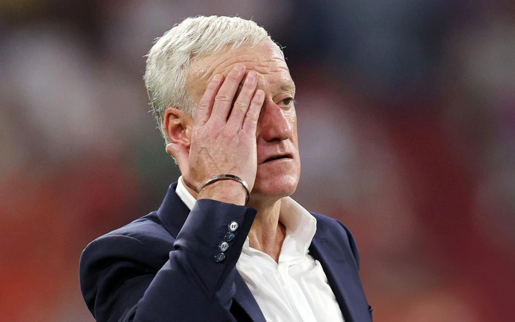 didier-deschamps-tuyen-phap-euro-2024-1720565705813503734842-132-279-1010-1683-crop-17840778958102025205877 Thủ môn Tây Ban Nha lập kỷ lục chưa từng có ở World Cup - Ảnh 3.
