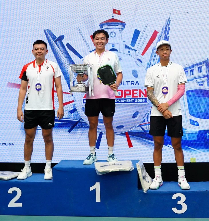 ly-hoang-nam-phuc-huynh-1780851180770202435628 phúc huỳnh - Ảnh 2.