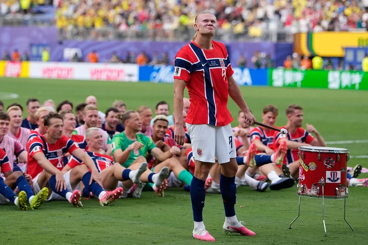 Câu chuyện cha truyền con nối khó tin của tuyển Na Uy tại World Cup
