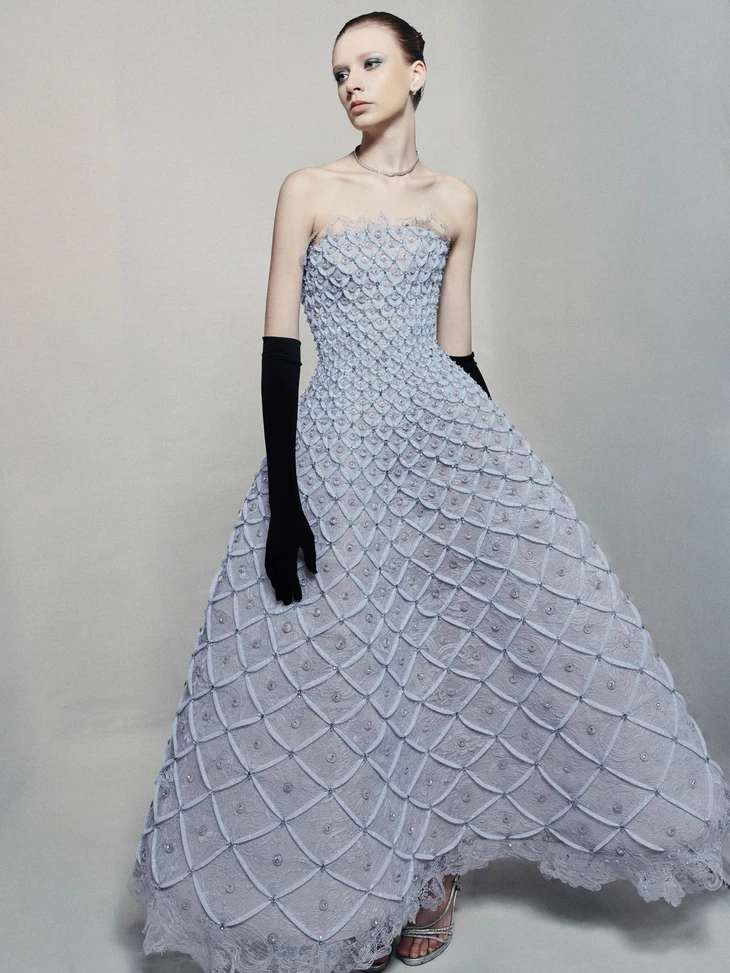 Phan Huy biến thị lực không hoàn hảo thành cảm hứng cho bộ sưu tập couture mới - Ảnh 5.