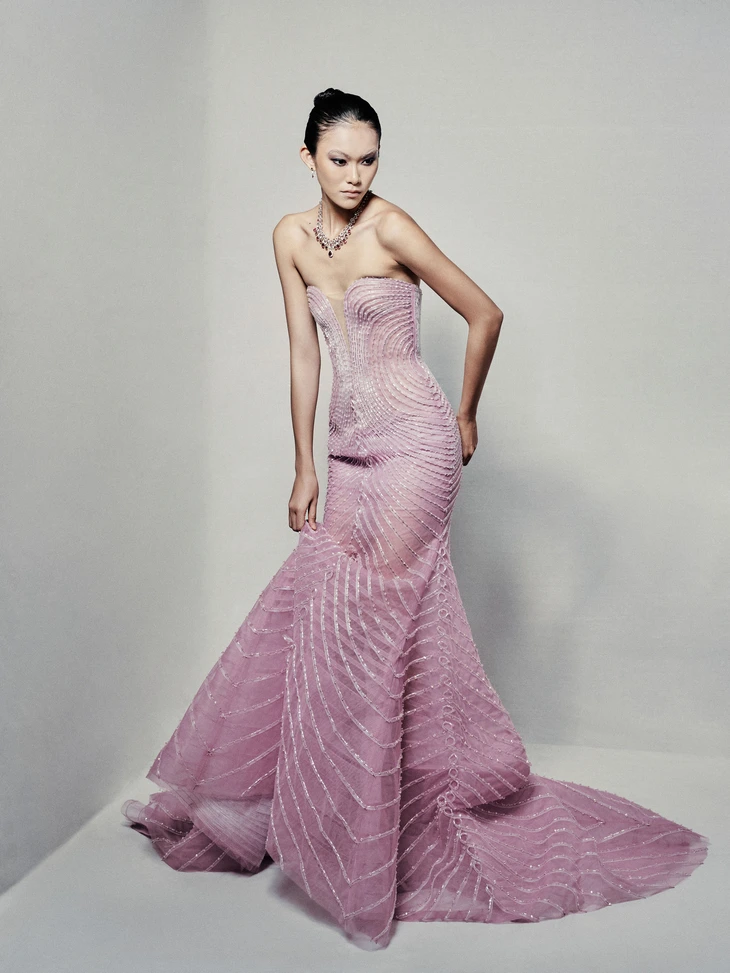 Phan Huy biến thị lực không hoàn hảo thành cảm hứng cho bộ sưu tập couture mới - Ảnh 21.