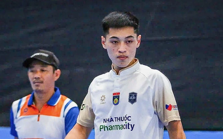 vinh-hien-2-17751337183821576306839-0-195-633-1208-crop-17793520008971200437964 Không chịu đánh chung kết, Quang Dương và Phúc Huỳnh cùng vô địch đơn nam - Ảnh 3.